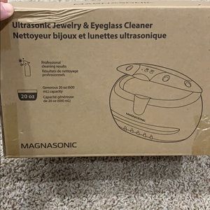 Magnasonic Ultrasonic Jewelry & Eyeglass Cleaner